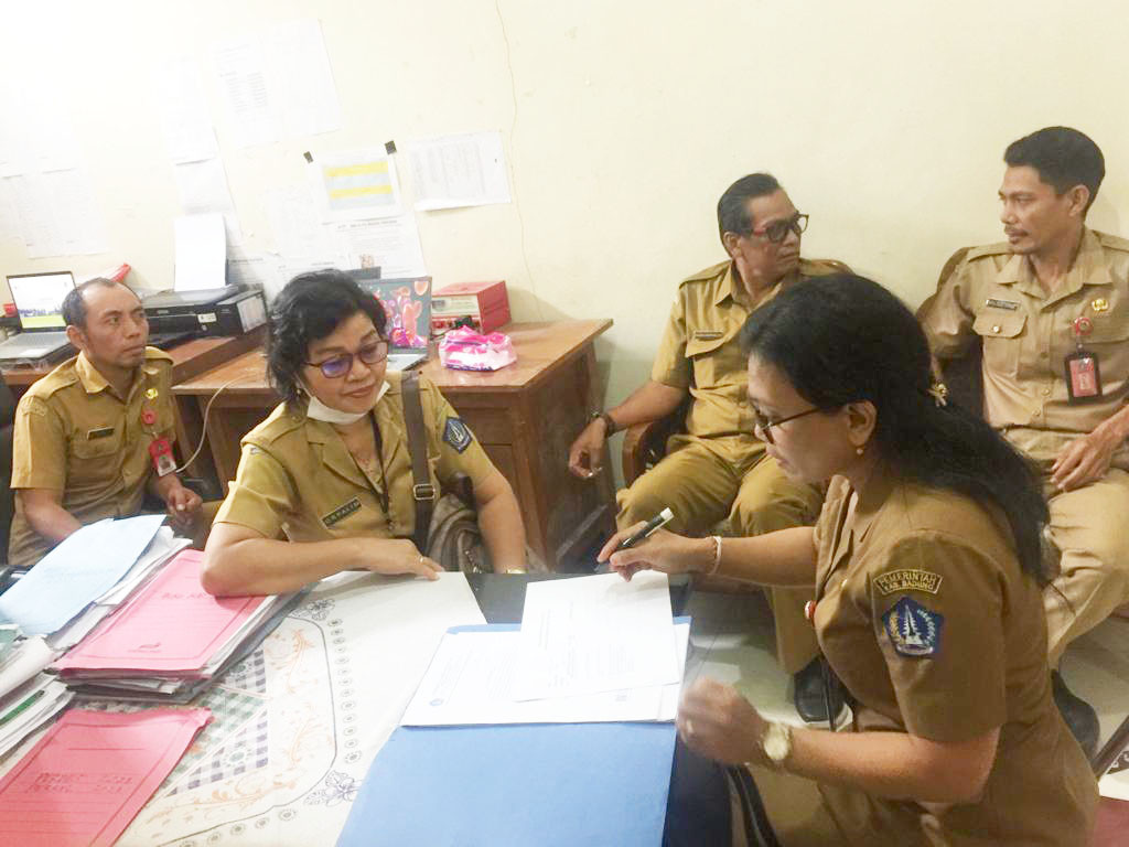 Pembinaan Fasilitasi Pengelolaan Keuangan Desa Di Desa Pelaga dan Desa Belok Sidan